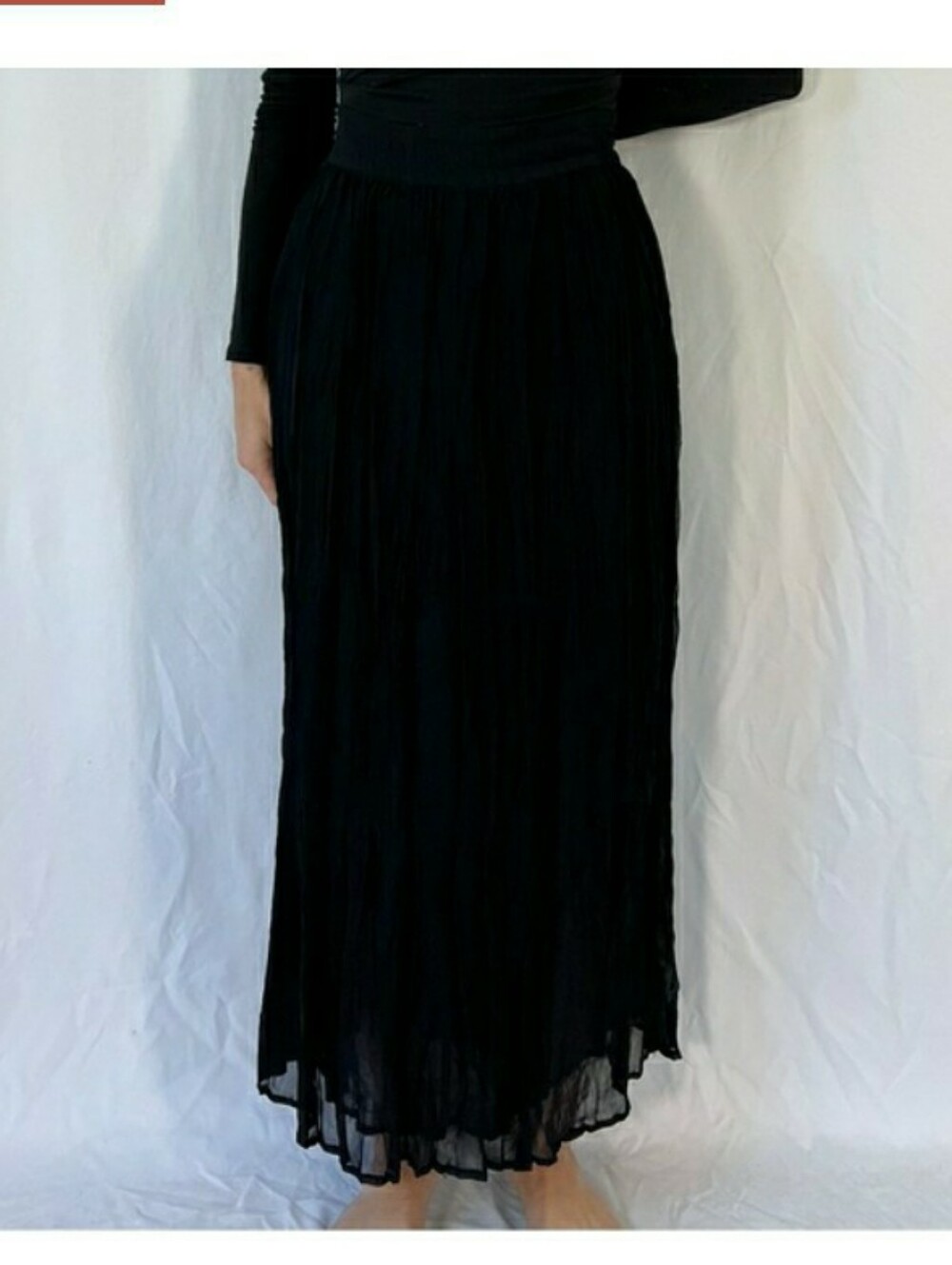 Creazioni Effect Vintage Pleated Midi Skirt Black